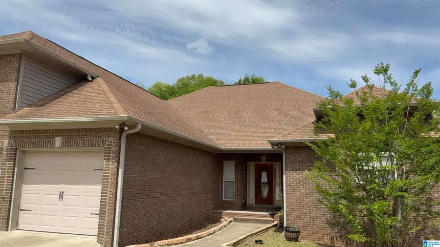 136 VILLAGE TRACE DRIVE, Springville, AL 35146 - #2