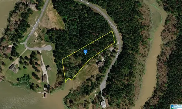 240 MILL CREEK LANE, Sylacauga, AL 35151