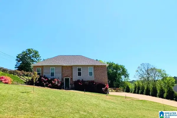 1047 MEADOWS LANE, Moody, AL 35004