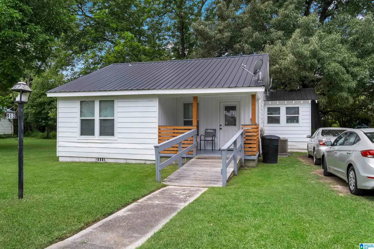 913 VIRGINIA AVENUE, Gadsden, AL 35903 - #1