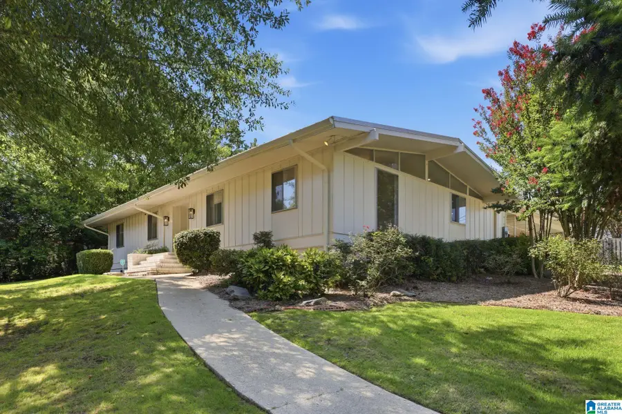 1842 CANYON ROAD, Vestavia Hills, AL 35216 - #3