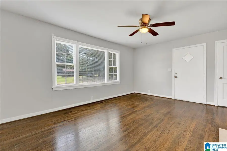560 19TH STREET SW, Birmingham, AL 35211 - #3