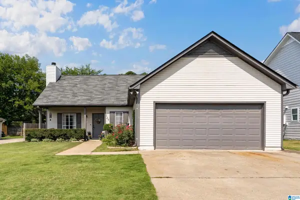 129 CAMBRIDGE POINTE DRIVE, Alabaster, AL 35007