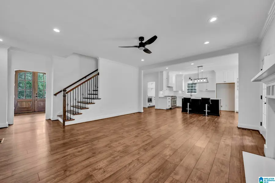 1147 RIVERCHASE PARKWAY W, Hoover, AL 35244 - #3