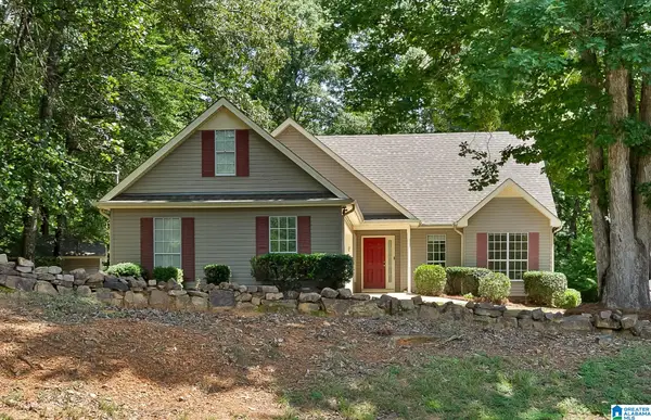 3801 LEE ROY LANE, Bessemer, AL 35022