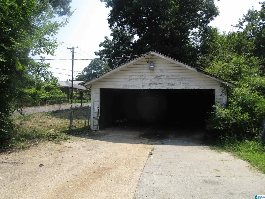 443 MCADORY AVENUE, Bessemer, AL 35020 - #2