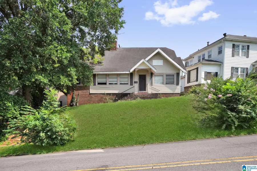 825 VALLEY ROAD PLACE, Birmingham, AL 35208 - #2