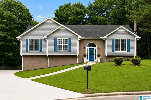 104 FOREST HILLS TERRACE, Alabaster, AL 35007