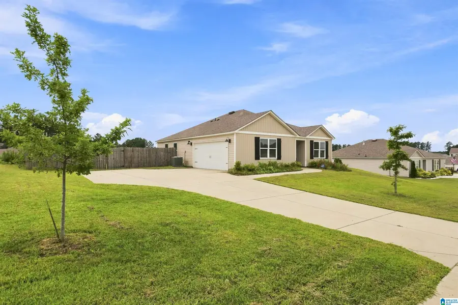421 STAGE COACH BOULEVARD, Kimberly, AL 35091 - #3