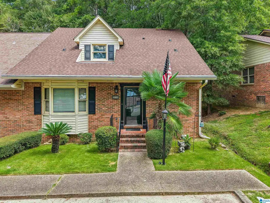 210 17TH STREET E, Jasper, AL 35501 - #2