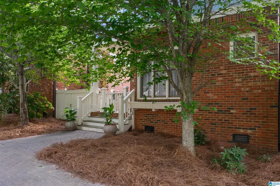 207 HAWTHORN STREET, Birmingham, AL 35242 - #3