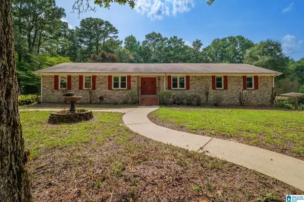 137 OLD SPANISH TRAIL, Alabaster, AL 35007