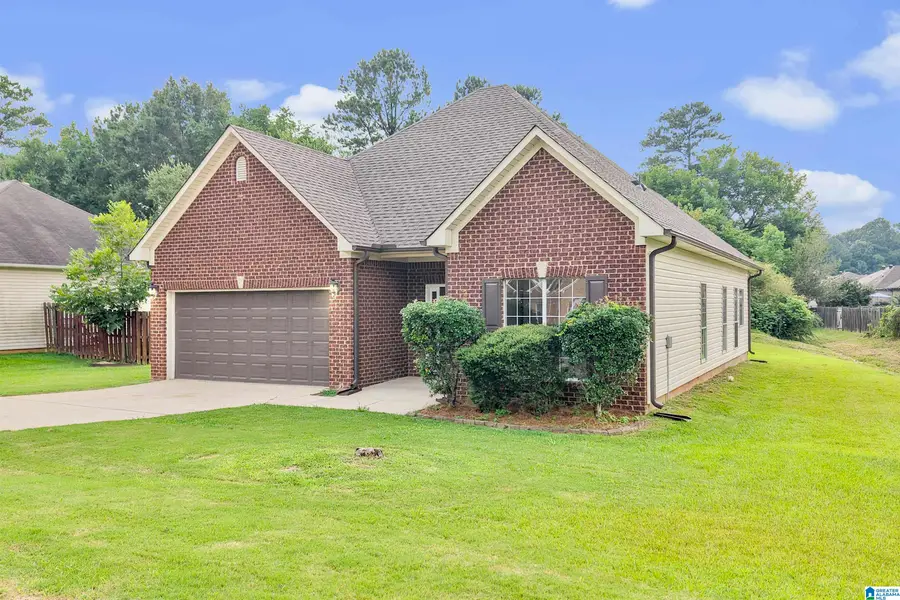 304 PARK VILLAGE DRIVE, Alabaster, AL 35007 - #3