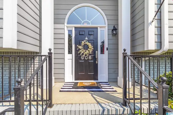 906 STONEWOOD ROAD, Helena, AL 35080