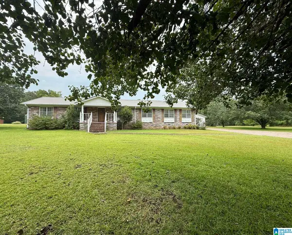 1583 STEELE STATION, Rainbow city, AL 35906