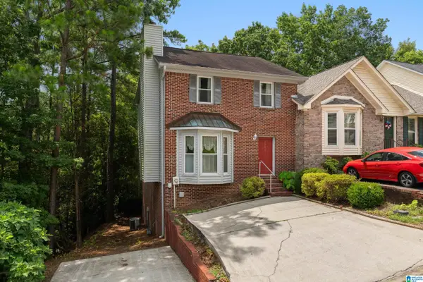 2568 CHANDALAR LANE, Pelham, AL 35124