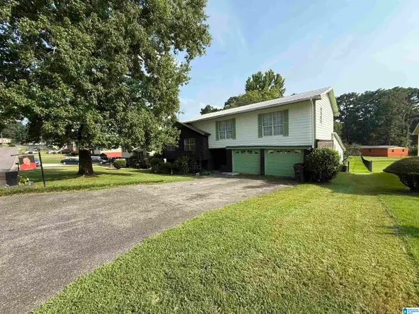 540 HARLEM AVENUE, Hueytown, AL 35023