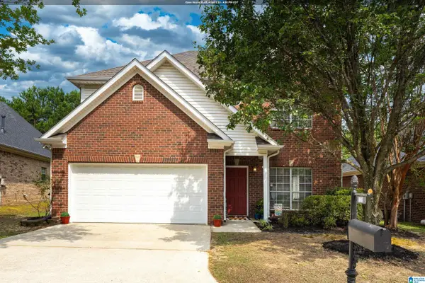 1138 CASTLEMAINE DRIVE, Birmingham, AL 35226