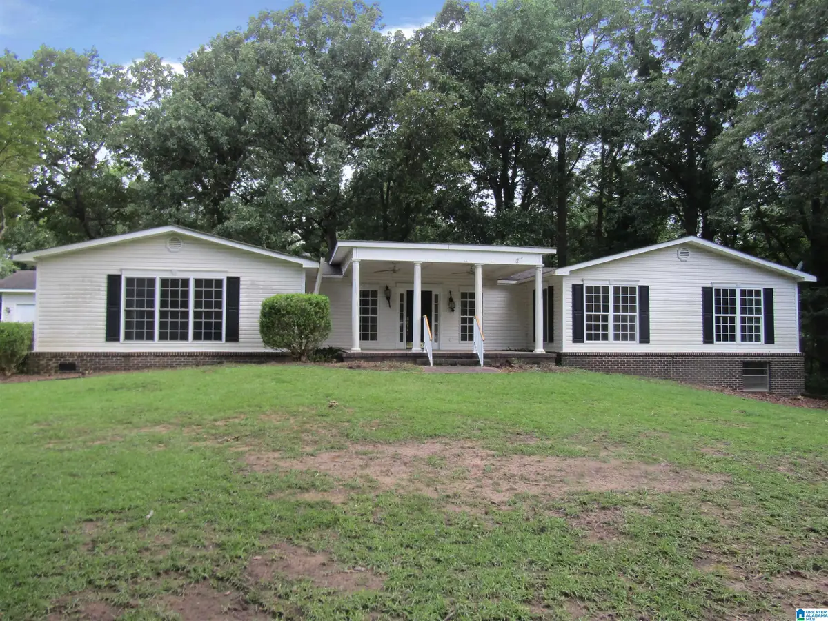 1352 GOLDEN FOREST DRIVE, Bessemer, AL 35022 - #1