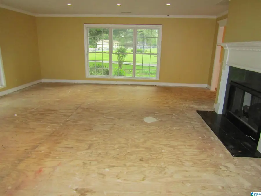 1352 GOLDEN FOREST DRIVE, Bessemer, AL 35022 - #3