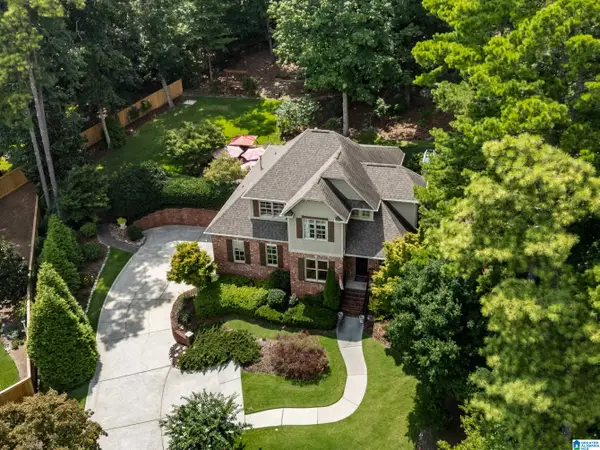 1033 SANDHURST CIRCLE, Birmingham, AL 35242