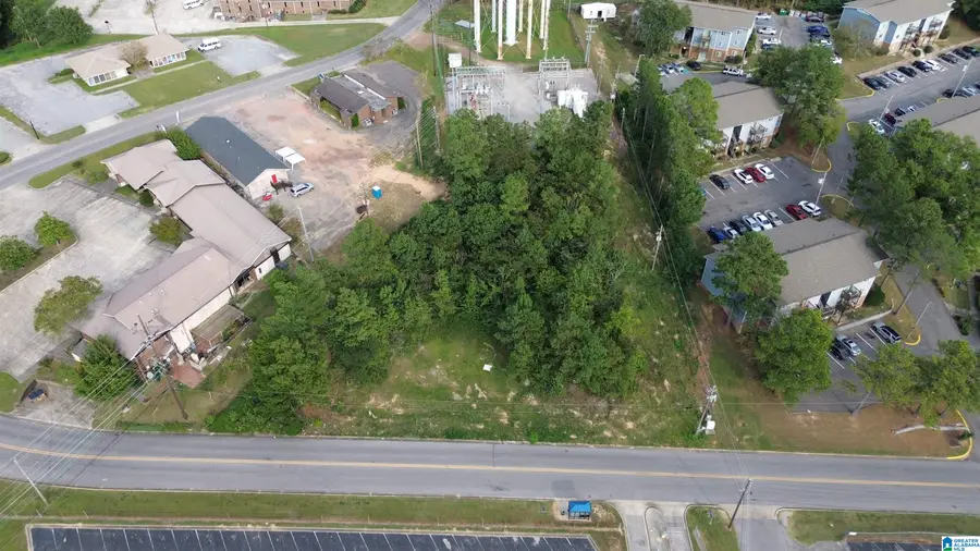 1090 MEDICAL CENTER DRIVE, Bessemer, AL 35020 - #2