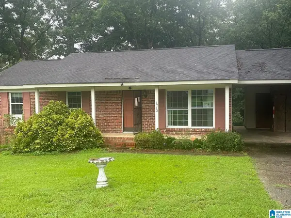 1713 5TH WAY NW, Center point, AL 35215