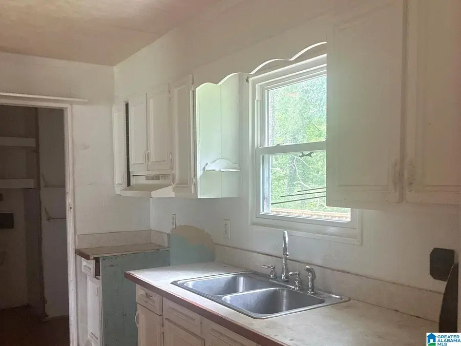 1713 5TH WAY NW, Center Point, AL 35215 - #3