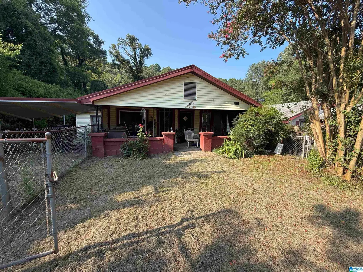 835 AVENUE F, Gadsden, AL 35901 - #1