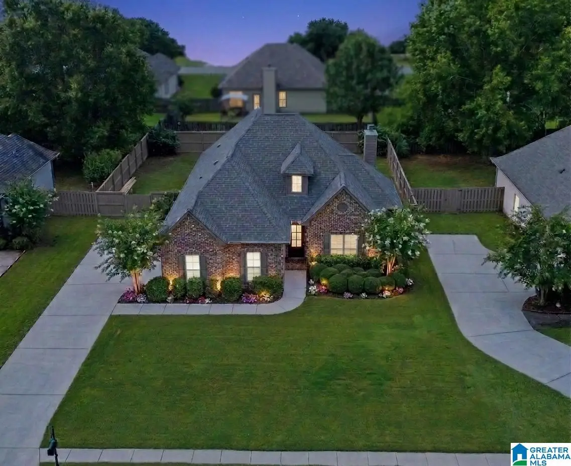 677 BARKLEY CIRCLE, Alabaster, AL 35007 - #1