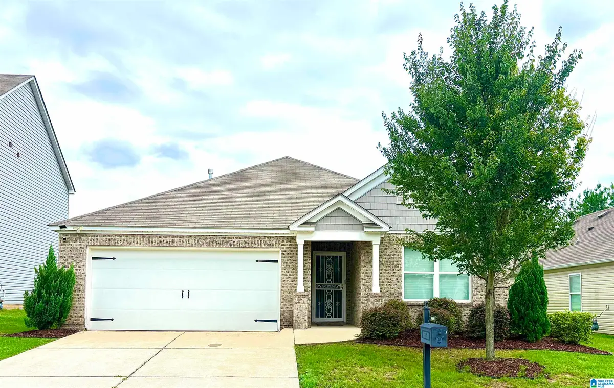 4690 WOODFORD CIRCLE, Bessemer, AL 35022 - #1