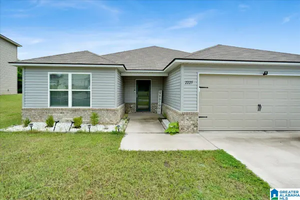 2225 W MIDDLEBROOK CROSSING, Odenville, AL 35120