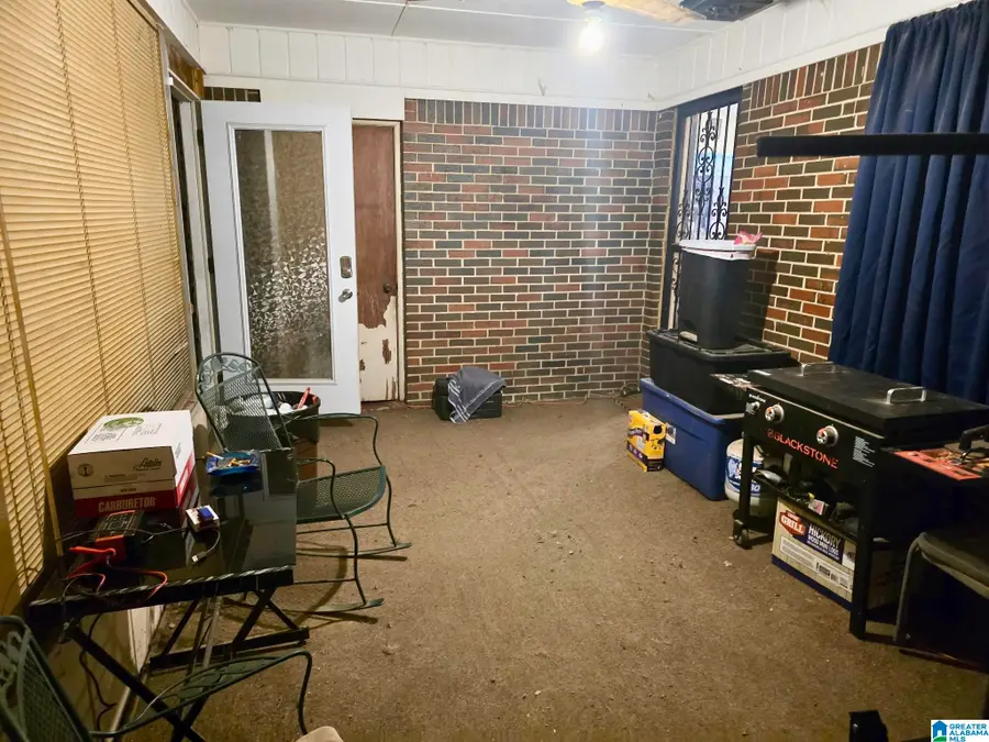 109 26TH AVENUE NE, Center Point, AL 35215 - #3