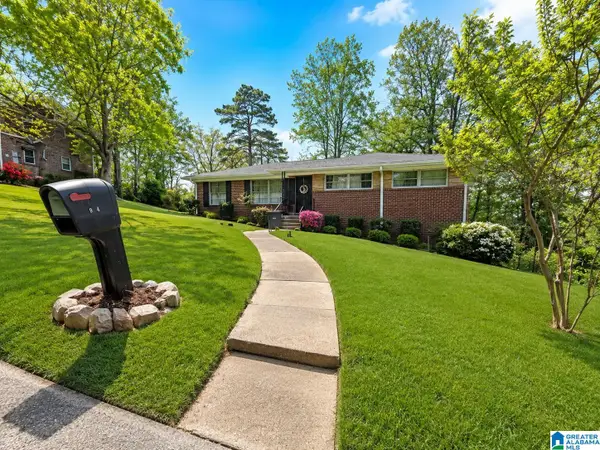 8964 GLENDALE DRIVE, Birmingham, AL 35206