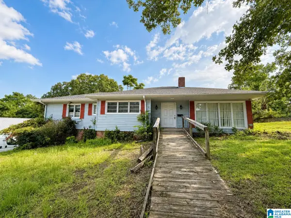1744 MOUNTAIN DRIVE, Tarrant, AL 35217