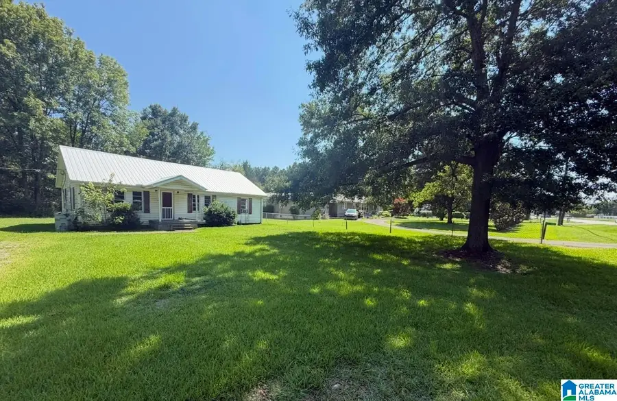 325 W COLLEGE STREET, Columbiana, AL 35186 - #2