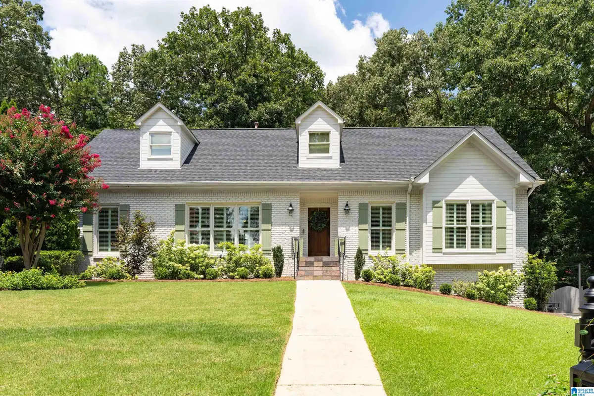 3344 CASTLE CREST DRIVE, Vestavia Hills, AL 35216 - #1