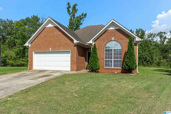 1512 AMBERLEY WOODS CIRCLE, Helena, AL 35080