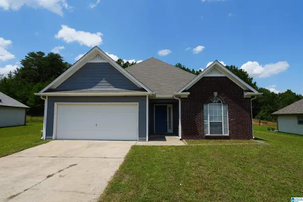 492 CAMDEN COVE CIRCLE, Calera, AL 35040
