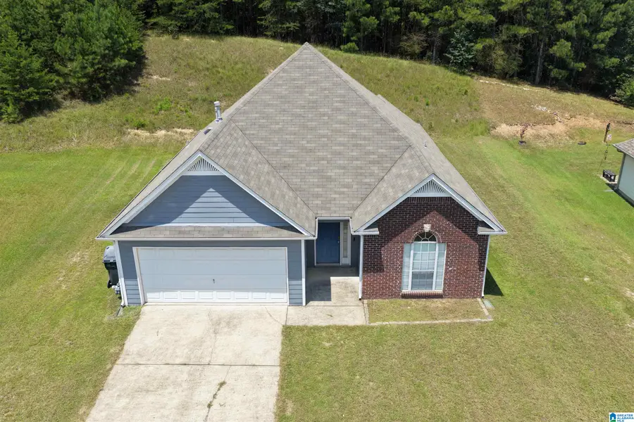 492 CAMDEN COVE CIRCLE, Calera, AL 35040 - #2