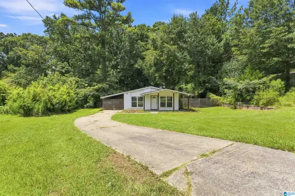 3236 WARRINGWOOD DRIVE, Hoover, AL 35216