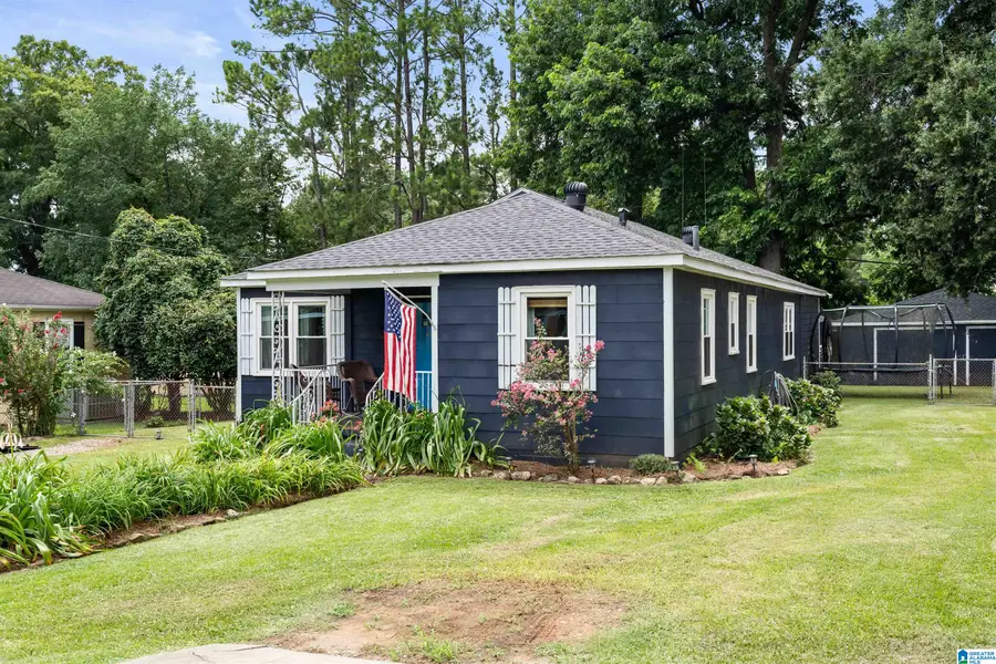 206 KAY AVENUE, Trussville, AL 35173 - #2