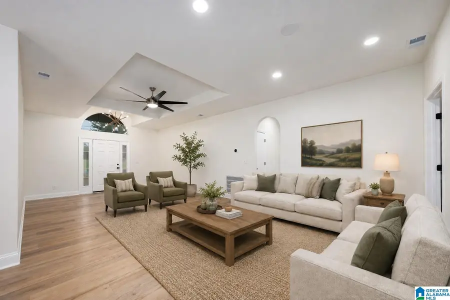 2808 8TH STREET NE, Center Point, AL 35215 - #2