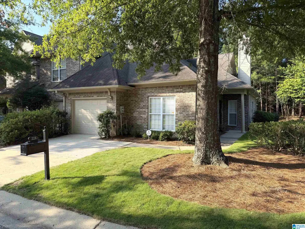 225 NARROWS REACH, Birmingham, AL 35242 - #1