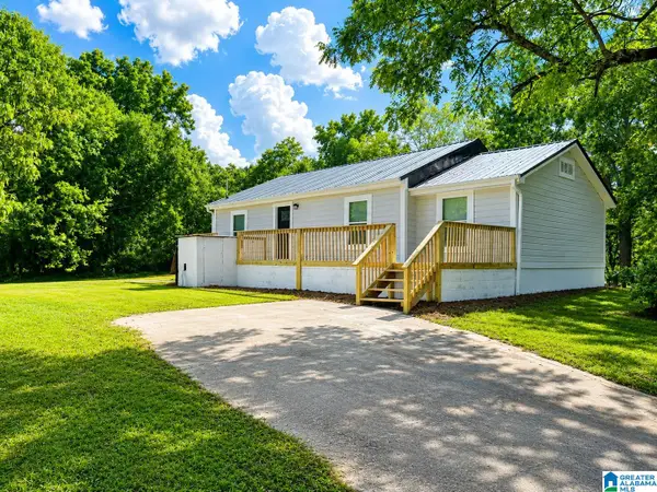 202 NASSAU STREET, Talladega, AL 35160