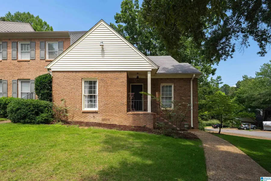 4662 ROUND FOREST DRIVE, Irondale, AL 35213 - #2