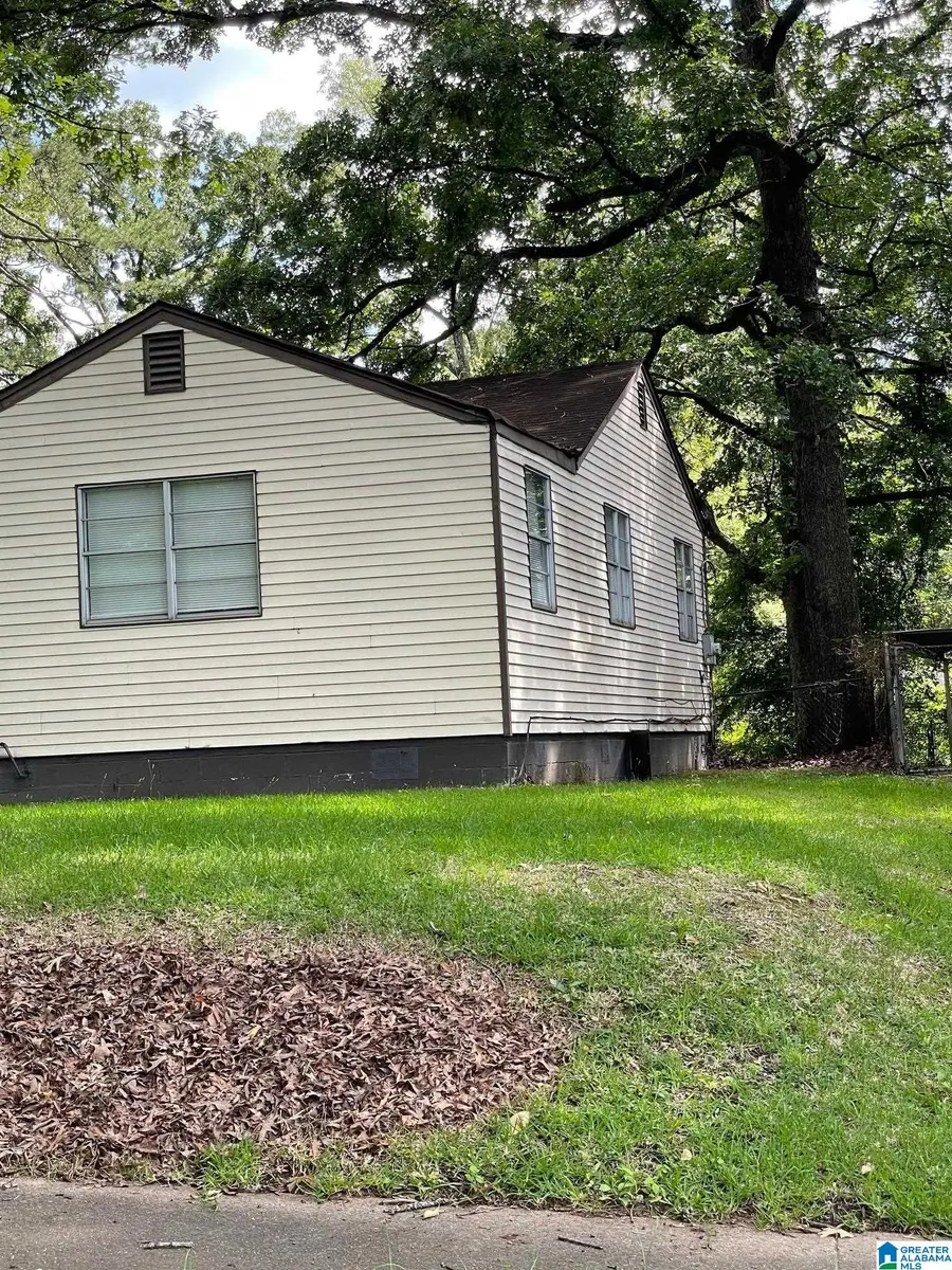 521 OSCEOLA CIRCLE, Fairfield, AL 35064 - #3