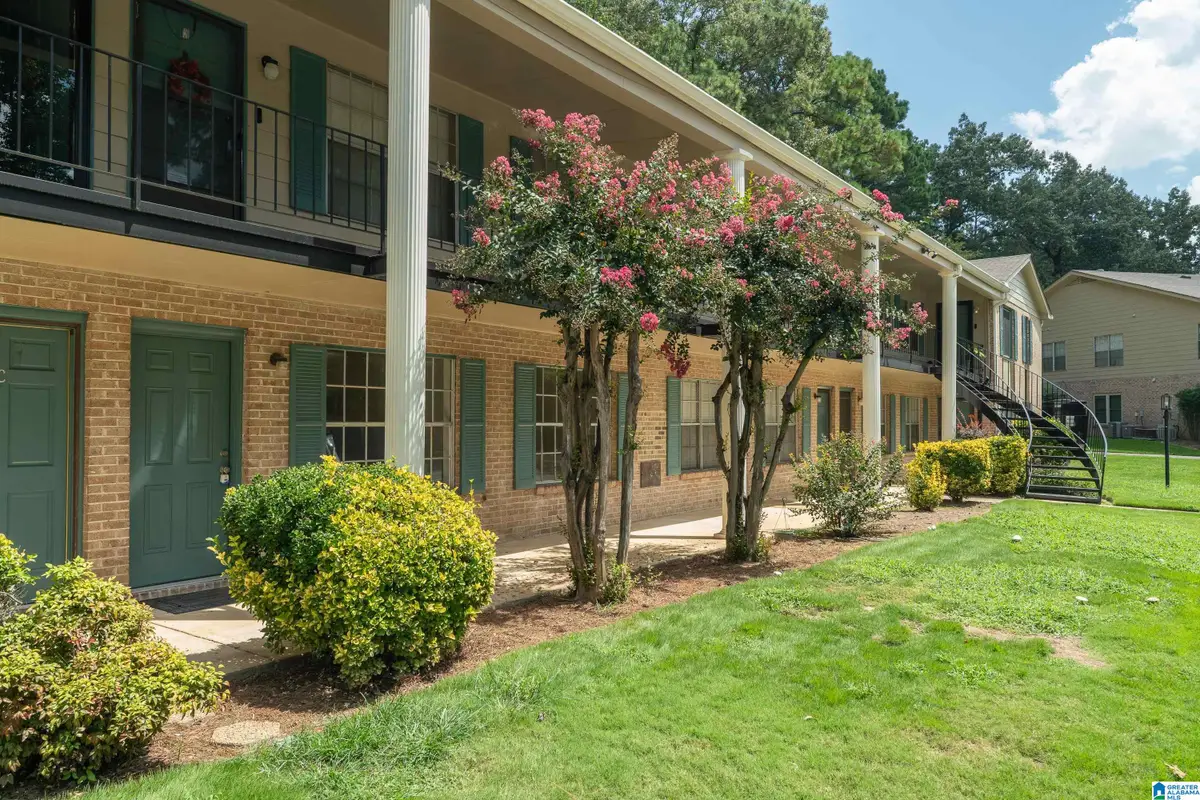 2831 GEORGETOWN DRIVE, Hoover, AL 35216 - #1