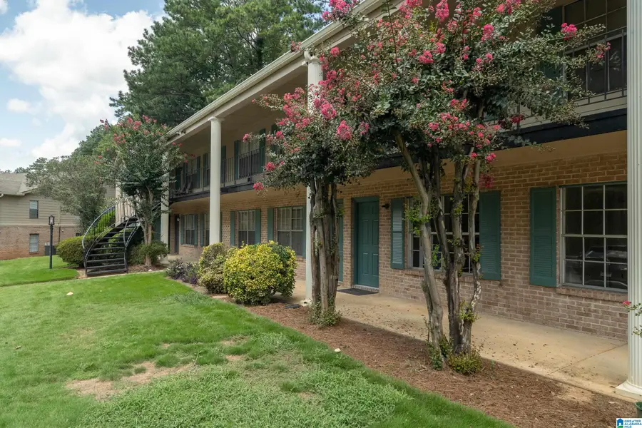 2831 GEORGETOWN DRIVE, Hoover, AL 35216 - #2