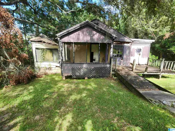 16 RYAN STREET, Chickasaw, AL 36611